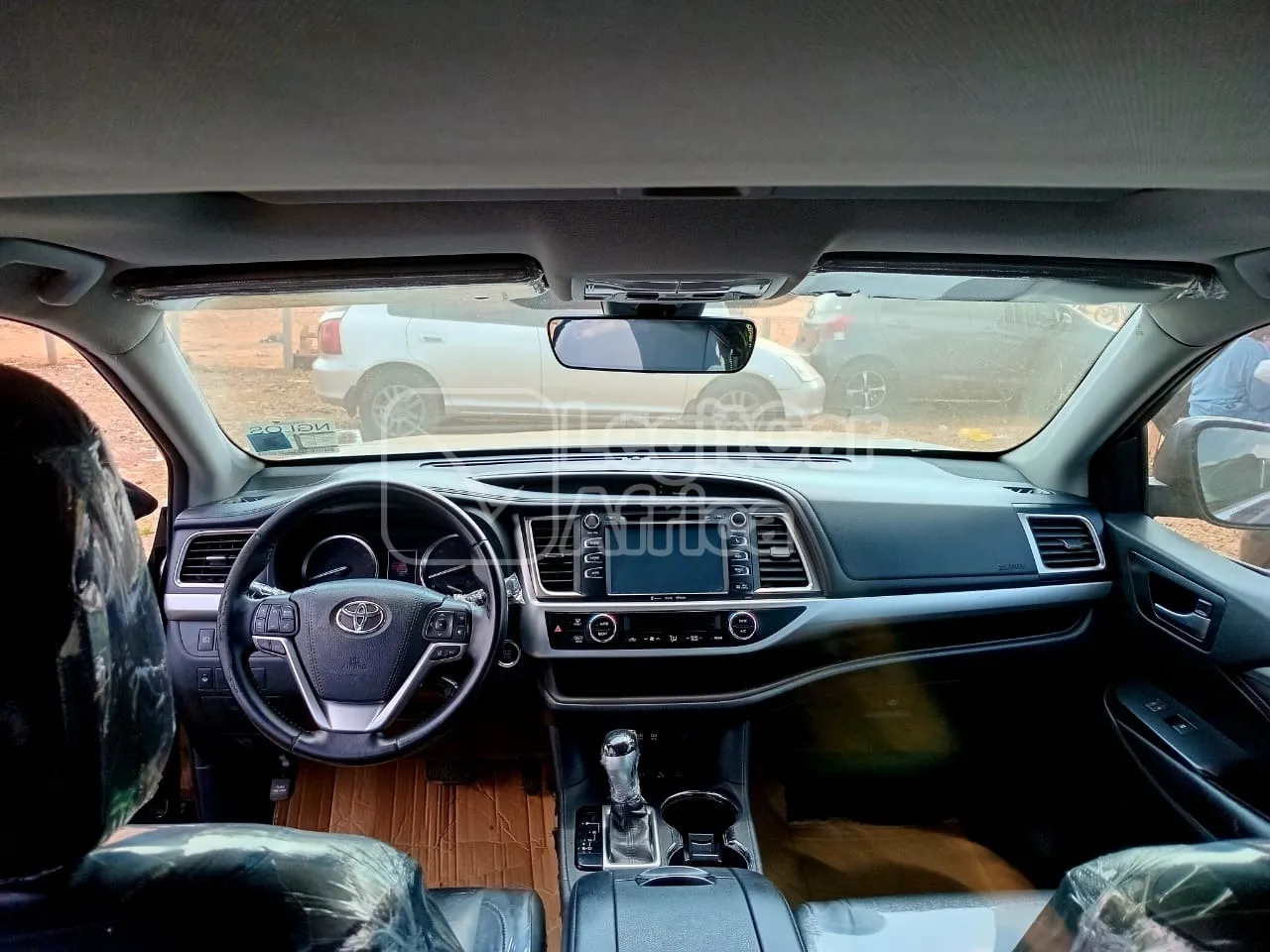 TOYOTA Highlander 2017  view 3