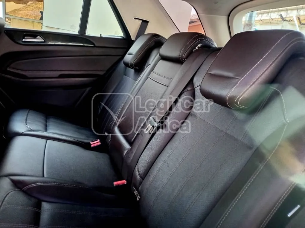 MERCEDES-BENZ GLE-Class  view 3