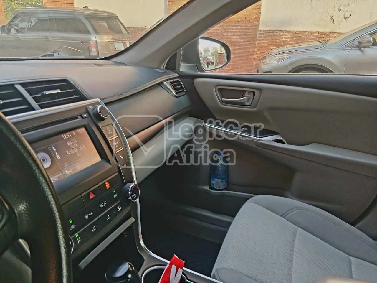 TOYOTA Camry 2017  view 2