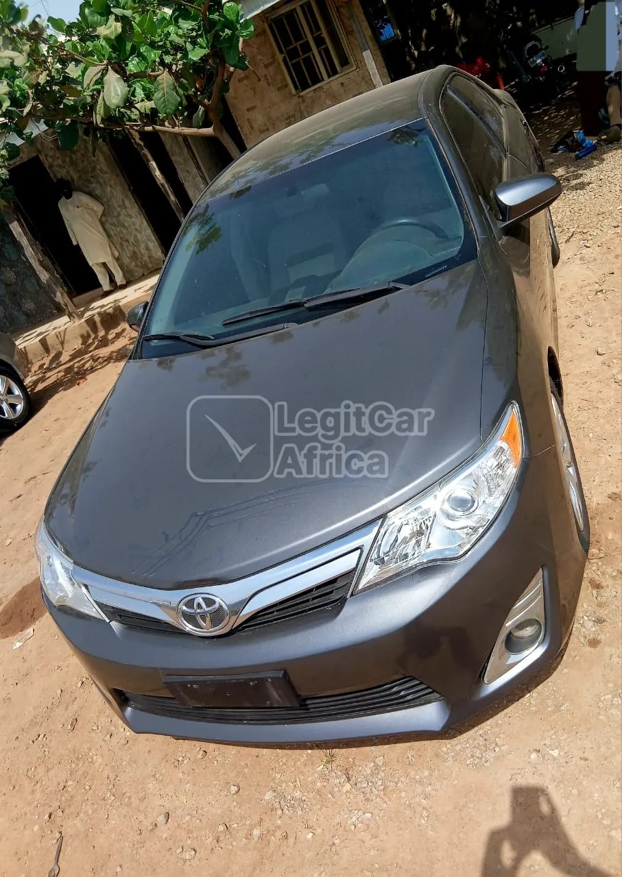 TOYOTA Camry 2012 view 4 more