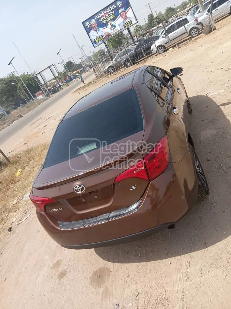 TOYOTA Corolla 2014 view 3